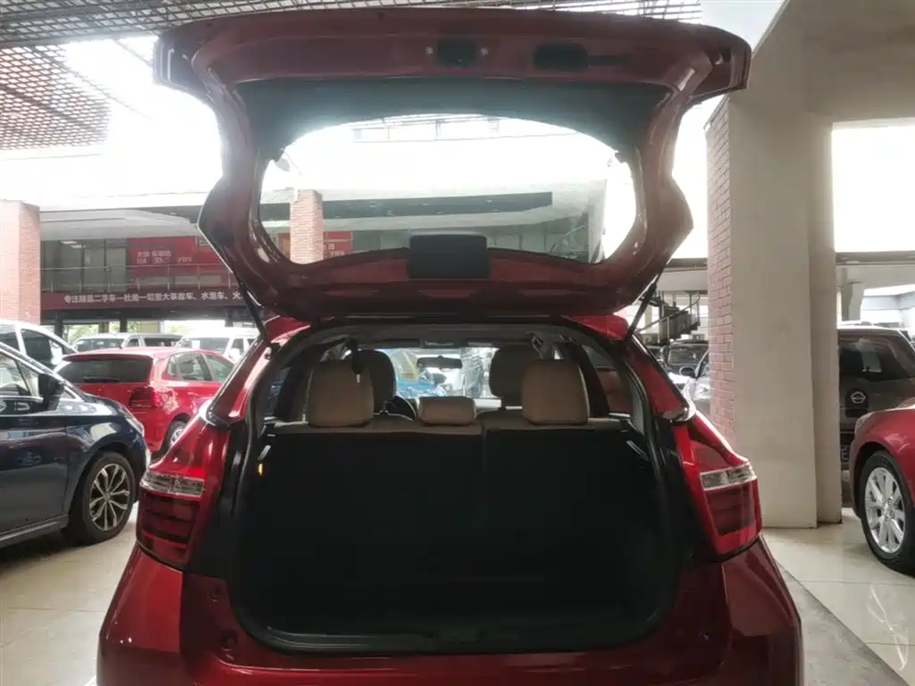 Toyota YARiS L Zhi Xuan 2016 Facelift 1.5E CVT Charming Edition фото 19