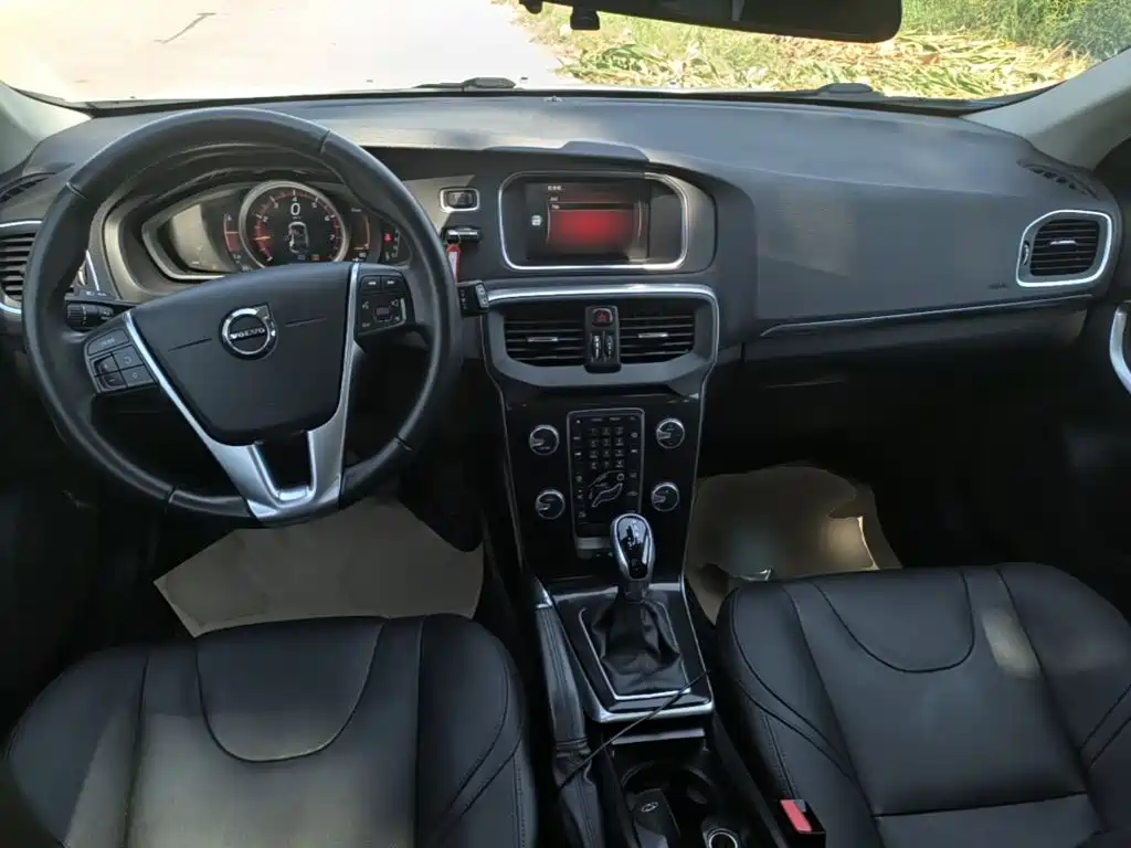 Volvo V40 2017 2017 T3 Inscription