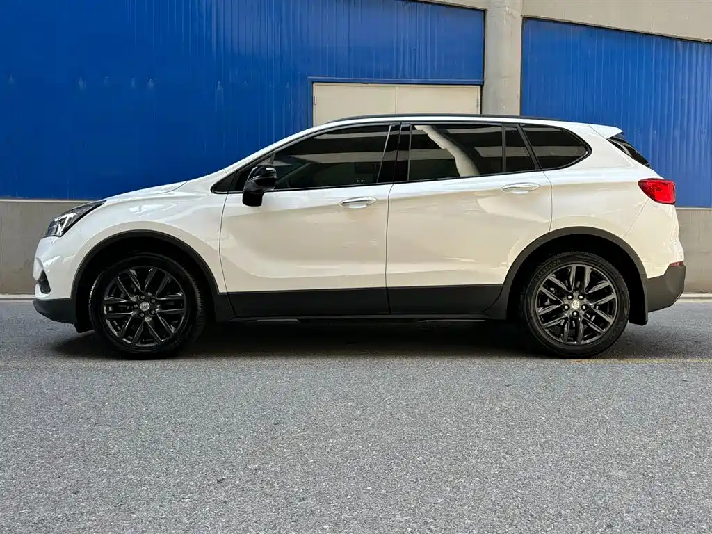 Фото 3 - Buick Envision Plus