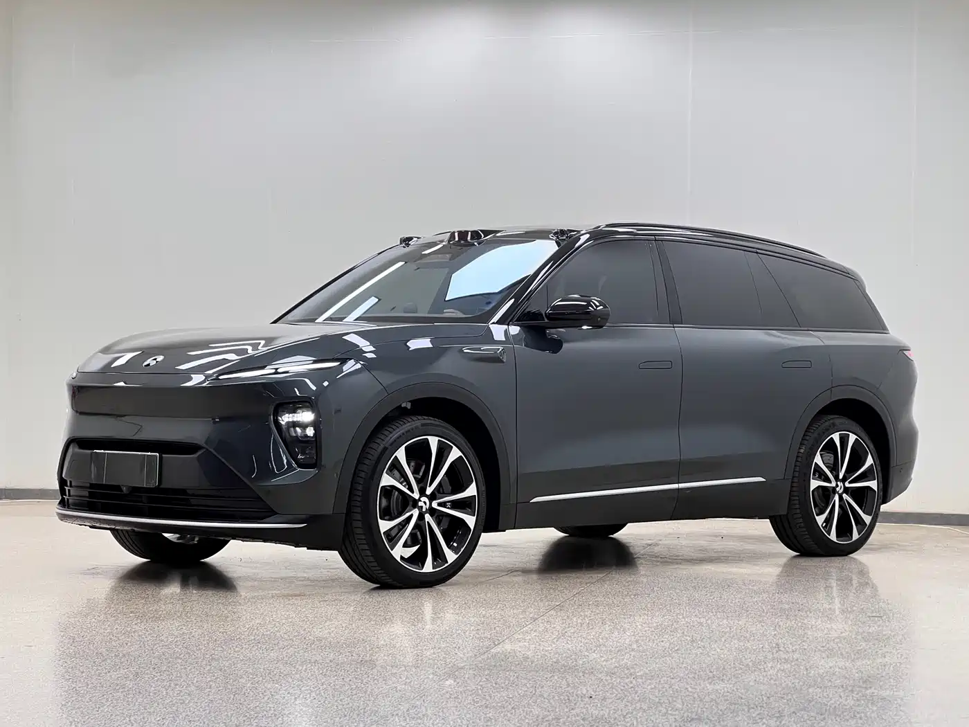 NIO ES8 2023