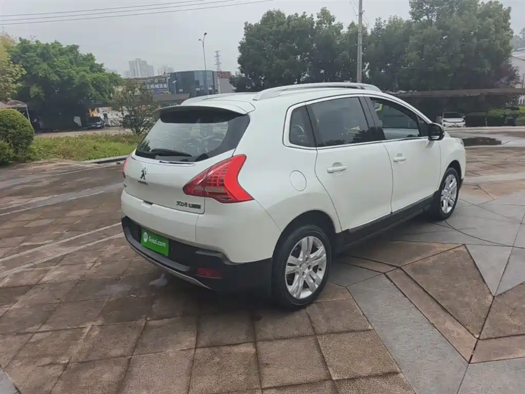 Peugeot 3008 2015 1.6THP Automatic Classic Edition фото 7