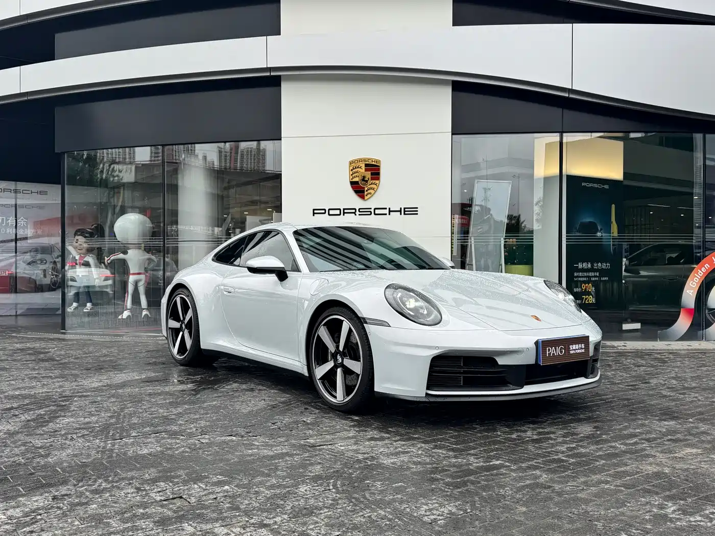 Фото 3 - Porsche 911