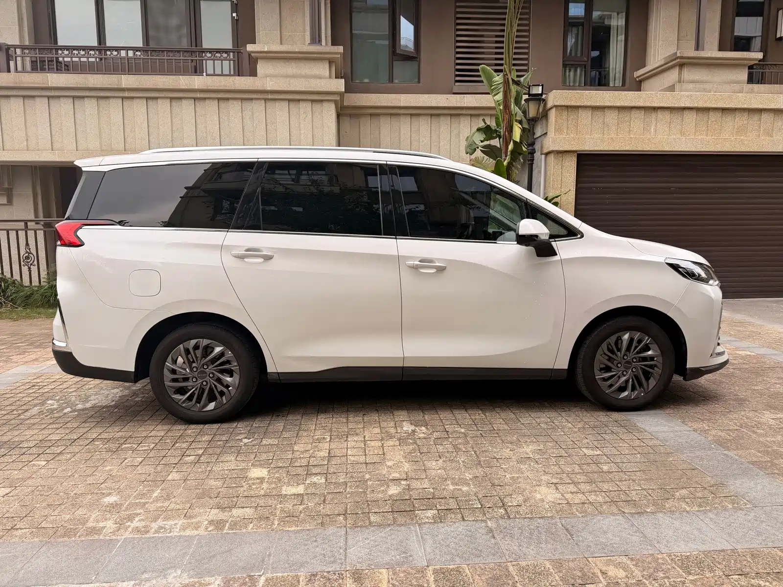 Фото 4 - Maxus Maxus G50
