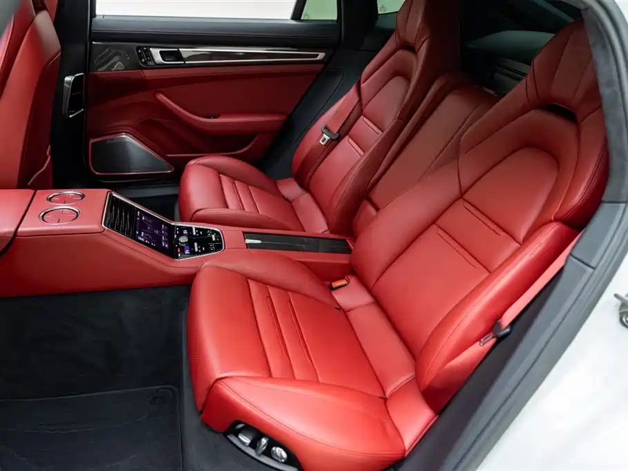 PORSCHE PANAMERA NEW ENERGY
