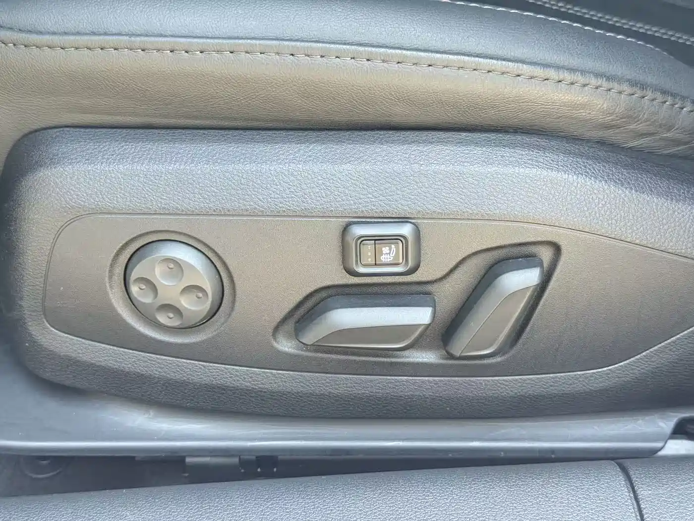 Audi A4L 2020 40 TFSI Luxury Dynamic фото 15