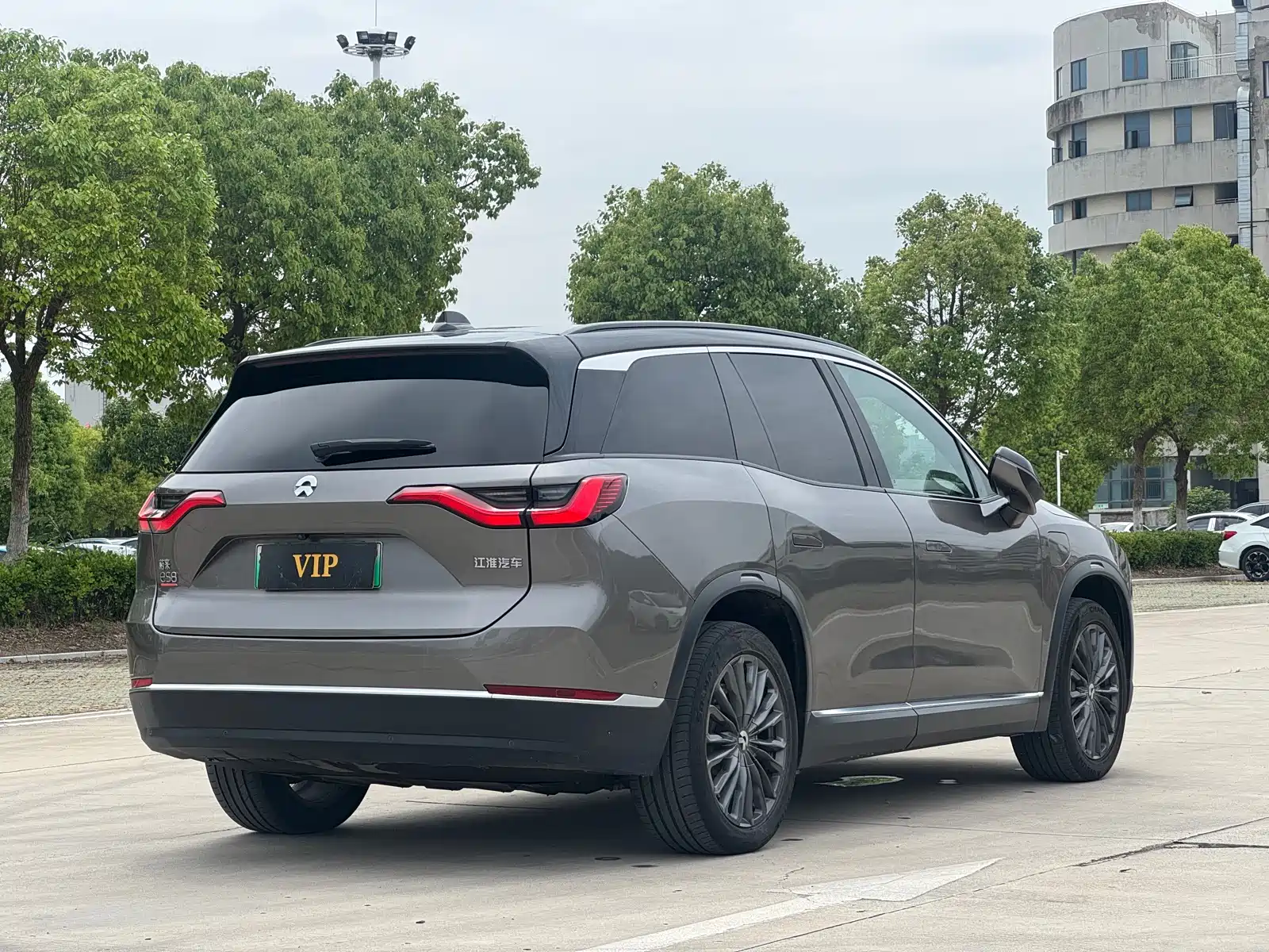 Фото 4 - NIO ES8