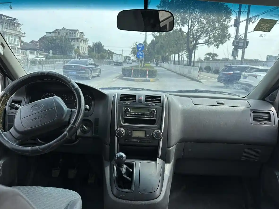 Jinbei Express 2019 2018 Model 2.0L Comfort V19