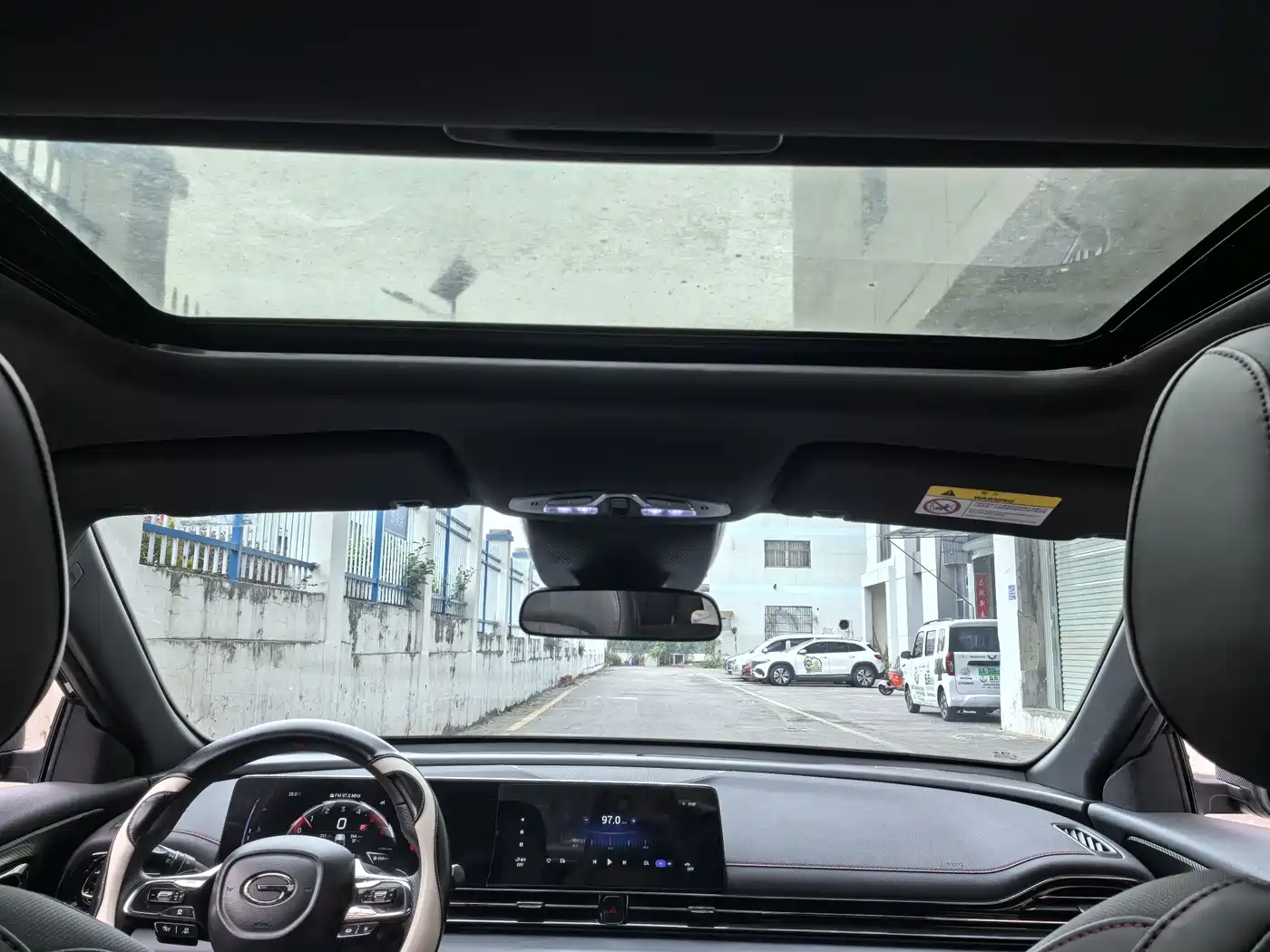 GAC Trumpchi Trumpchi Emkoo 2023 270T DCT J15 Edition фото 12