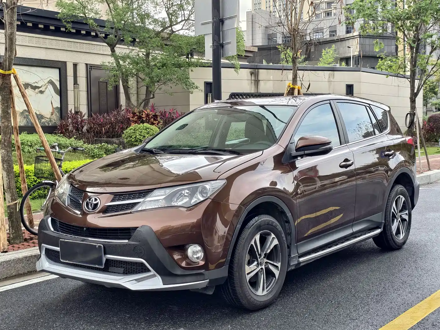 Toyota RAV4 Rongfang 2015 2.0L CVT 2WD Trend Edition