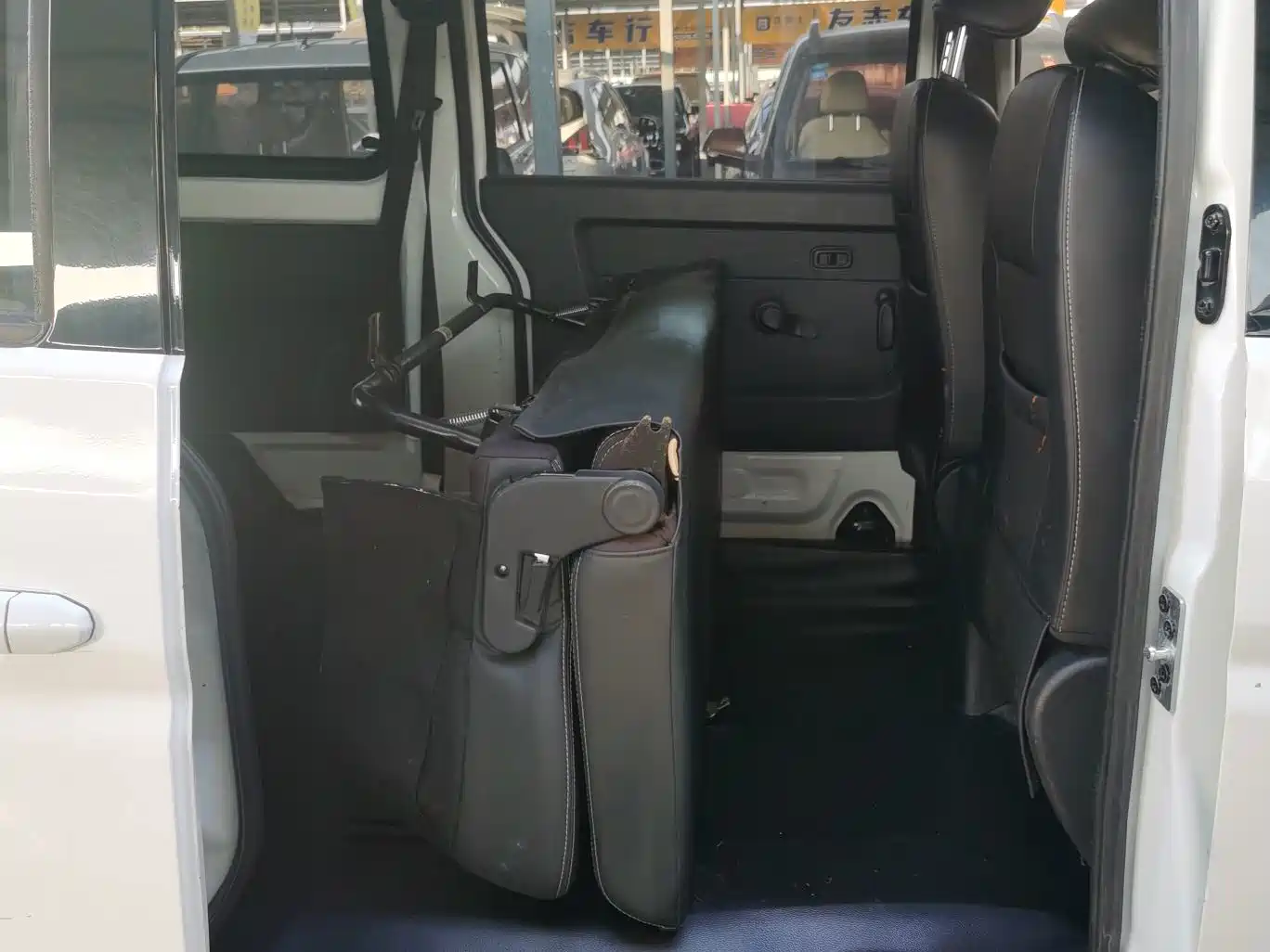 Jinbei Golden Sea Lion M Classic 2024 2024 1.5L Travel Lion Passenger Van 5-seater