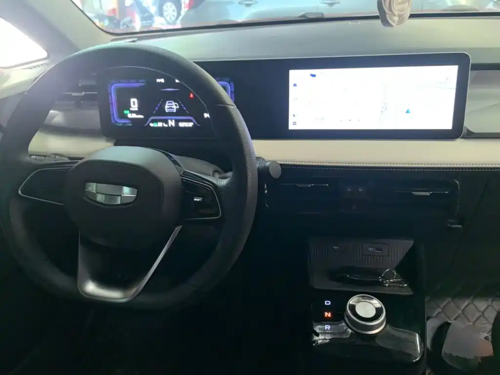 Geely Geometry E Firefly 2024 2024 Model 301km Light Flow