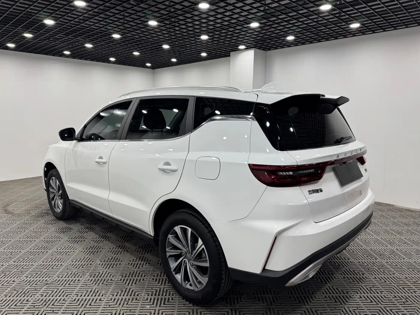 GEELY AUTOMOBILE VISION X6