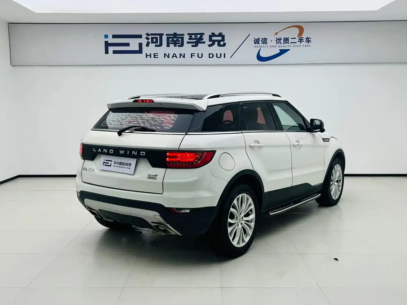 Landwind X7 2018 2016 2.0T Panorama Luxury