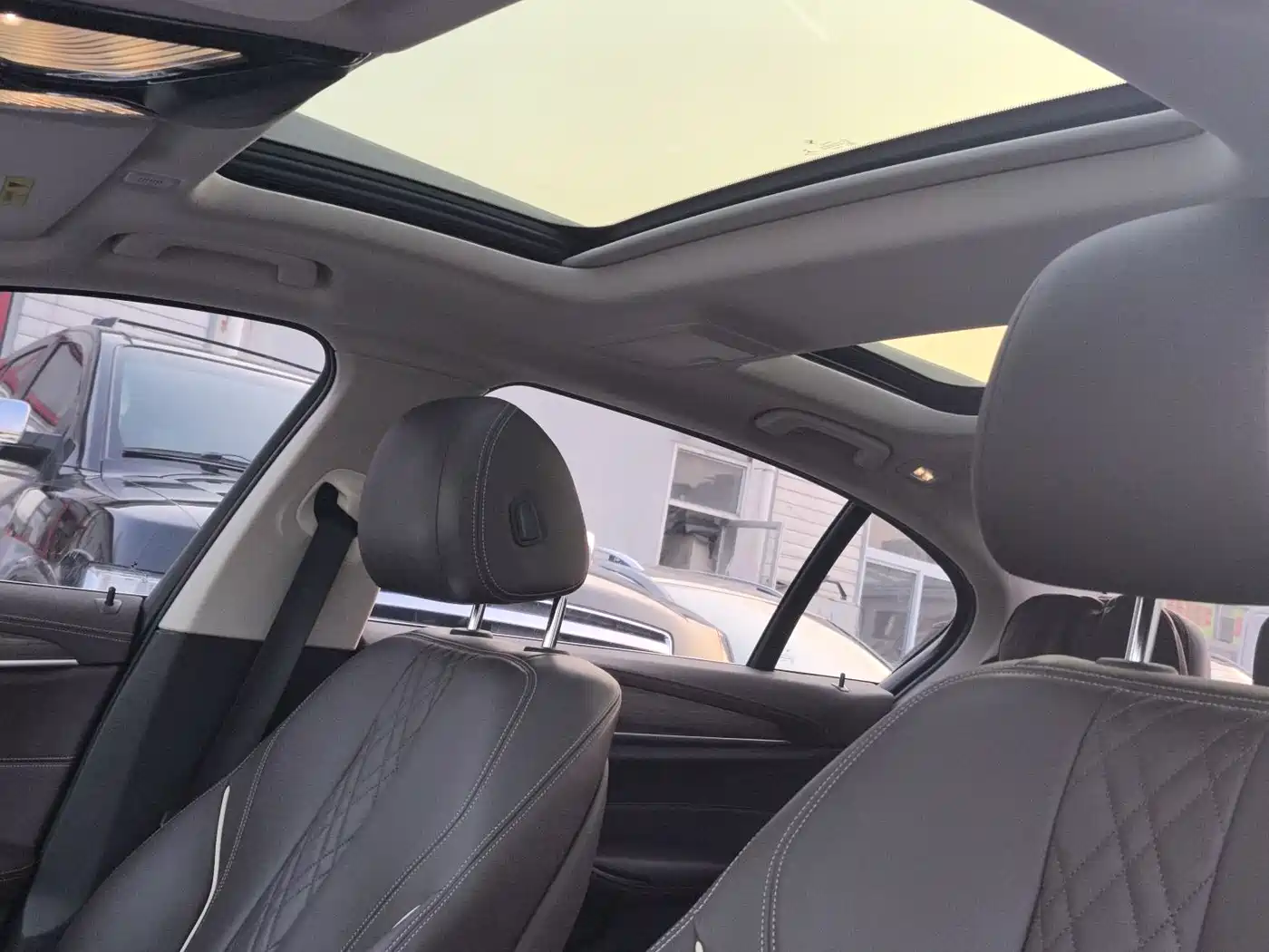 BMW 5 Series 2020 530Li Leading Luxury Package фото 10