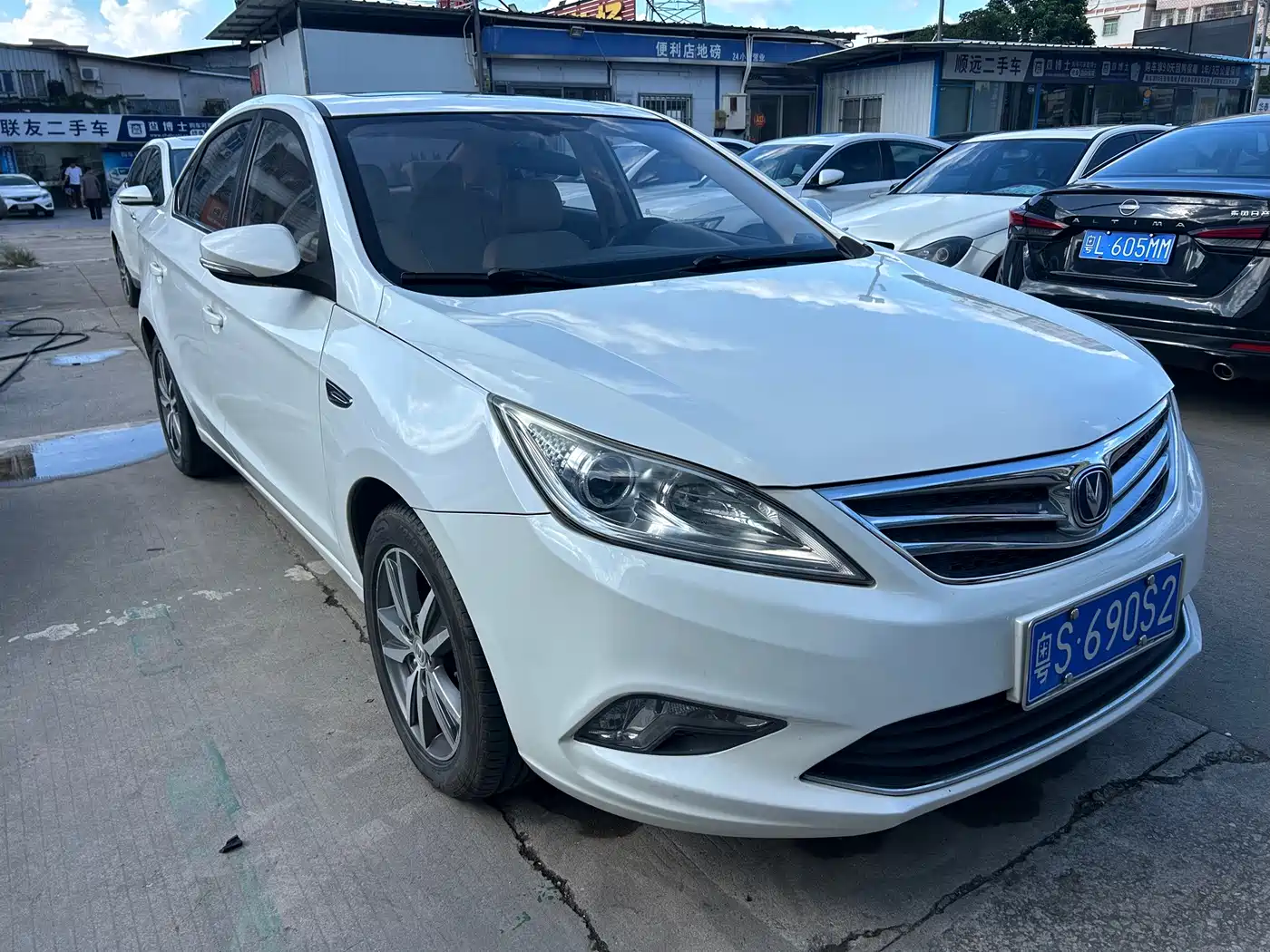 Photo 4 - Changan Eado