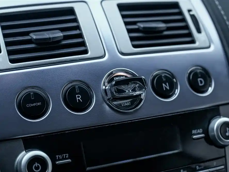 Aston Martin V8 Vantage 2011 2011 4.7L Sportshift Coupe