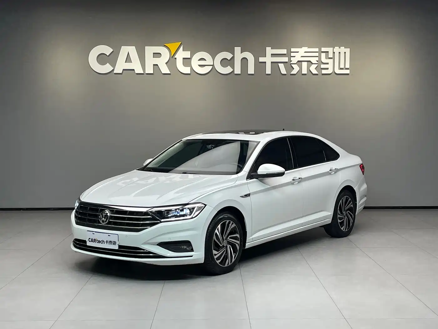 Volkswagen Sagitar 2021 280TSI DSG Luxury Smart Connect