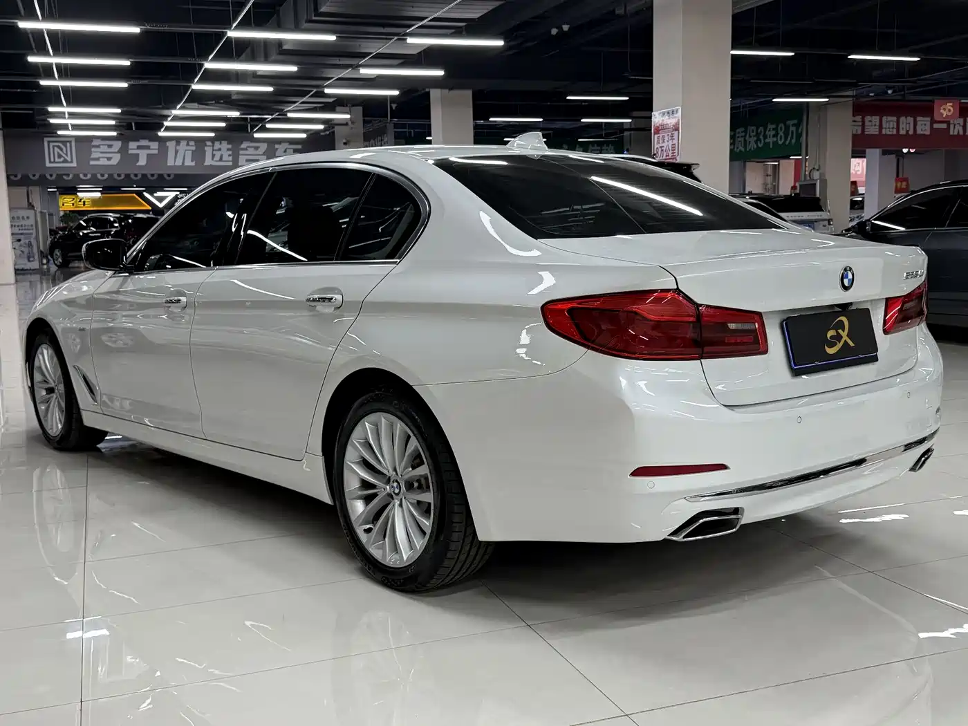 BMW 5 Series 2018 525Li Luxury Package фото 6