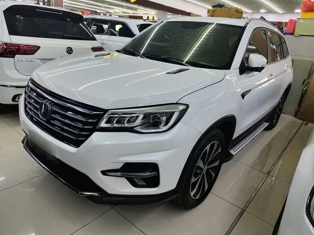 Фото 2 - Changan CS75