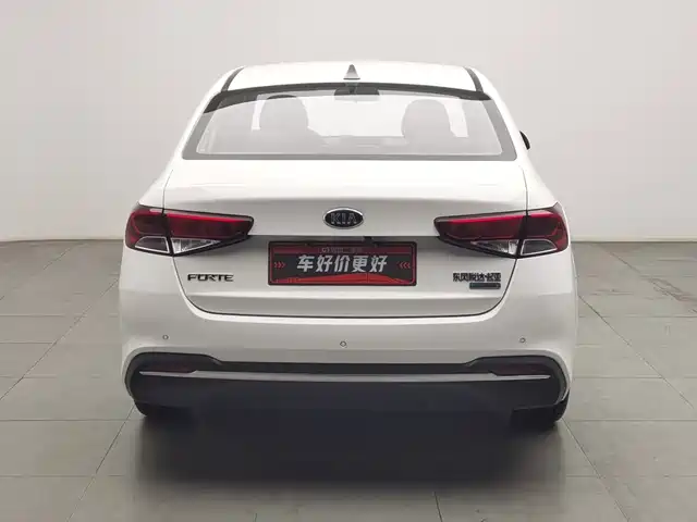 Kia Forte 2019 1.6L Auto Trend Edition China VI — фото 4