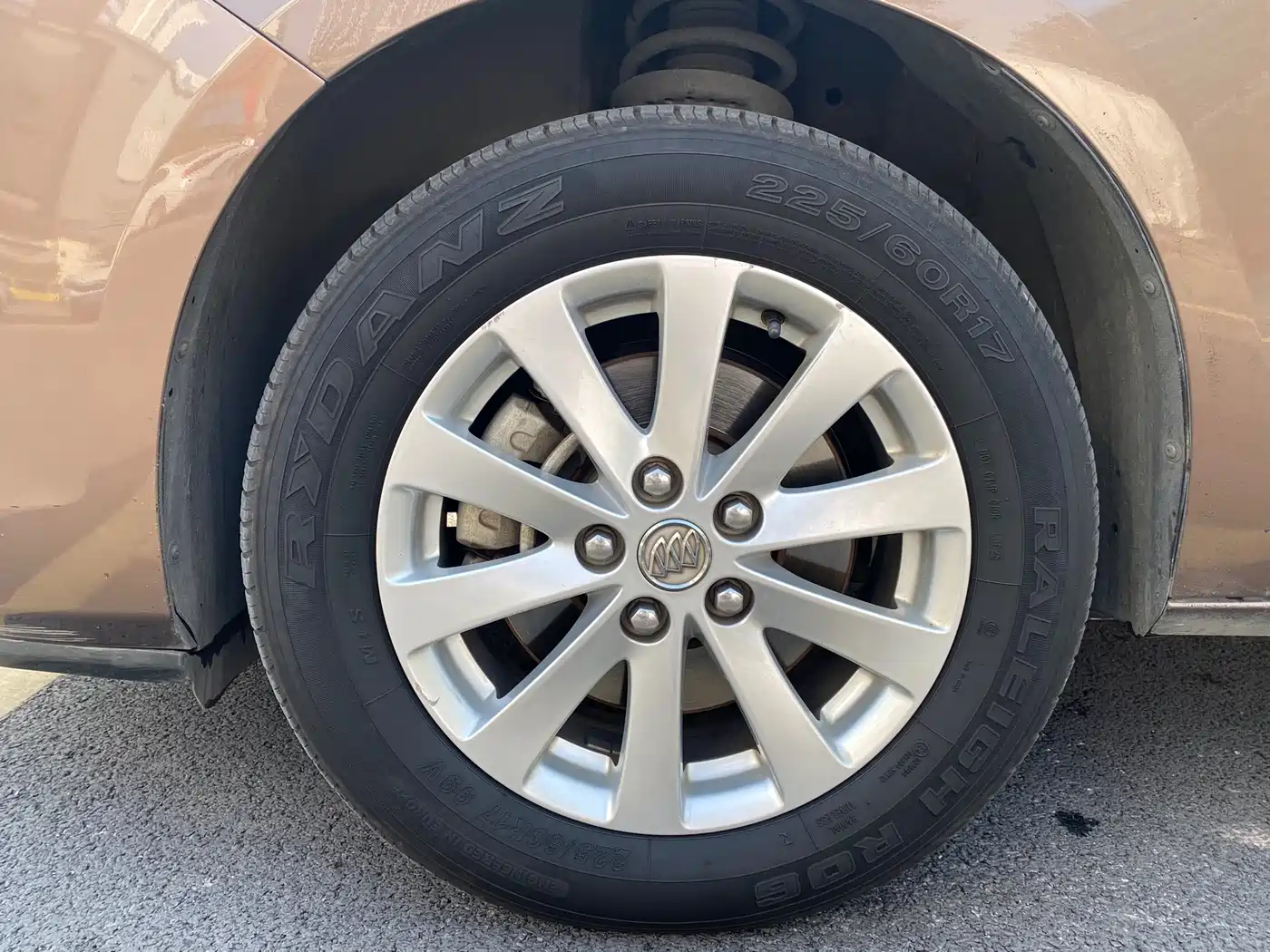 Buick GL8 2018 28T Comfort China VI фото 9