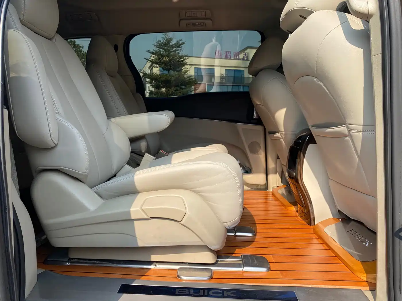 Buick GL8 2018 28T Comfort China VI фото 12