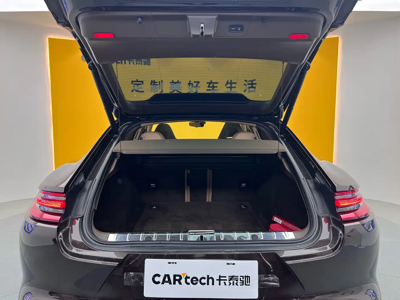 Porsche Panamera 2017 Panamera 4 Executive Long Wheelbase 3.0T фото 32