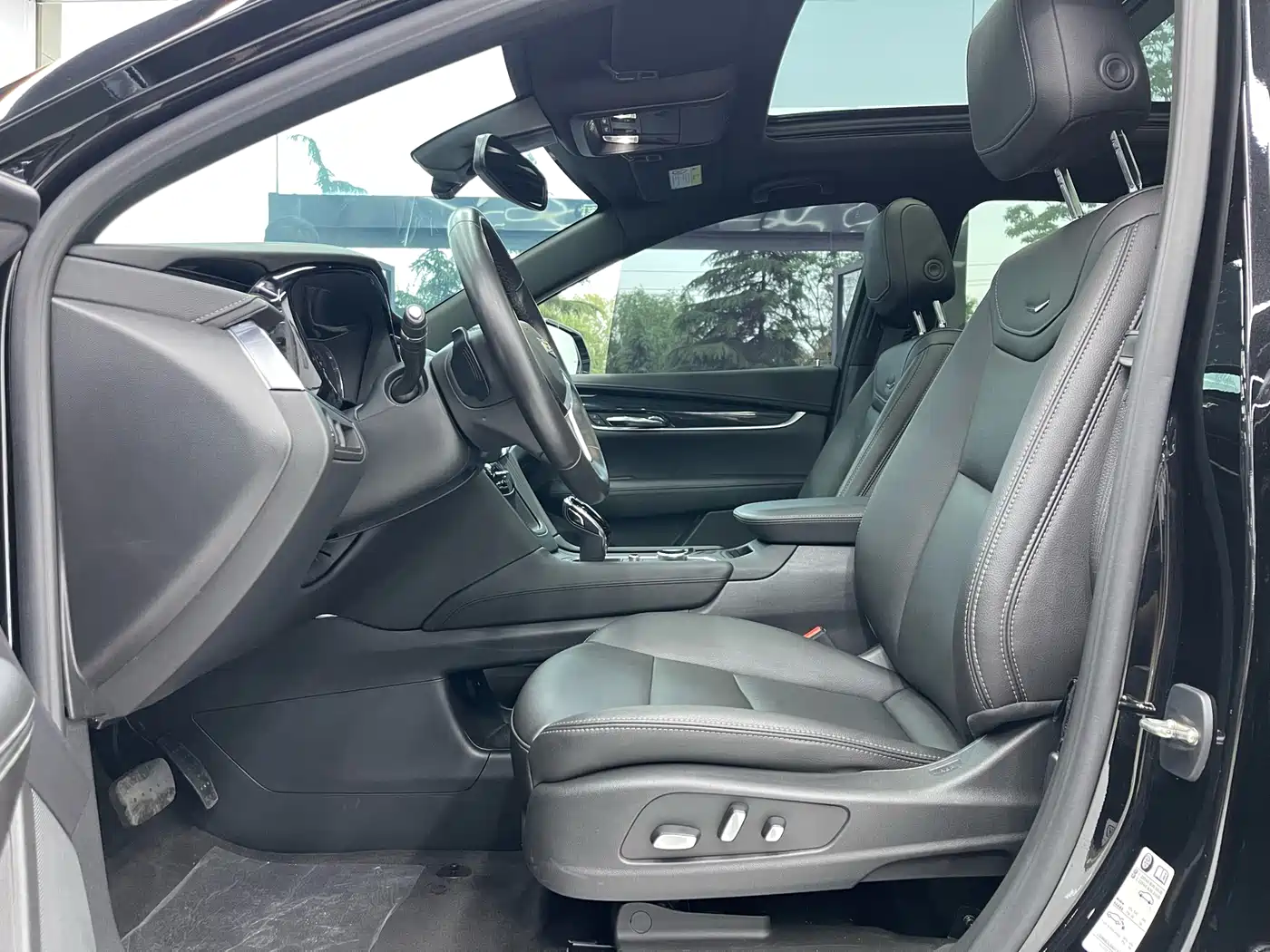 CADILLAC XT5