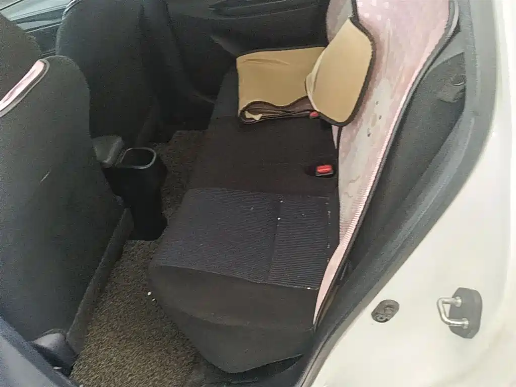 Toyota YARiS L Zhi Xuan 2016 Facelift 1.5E CVT Charming Edition фото 17
