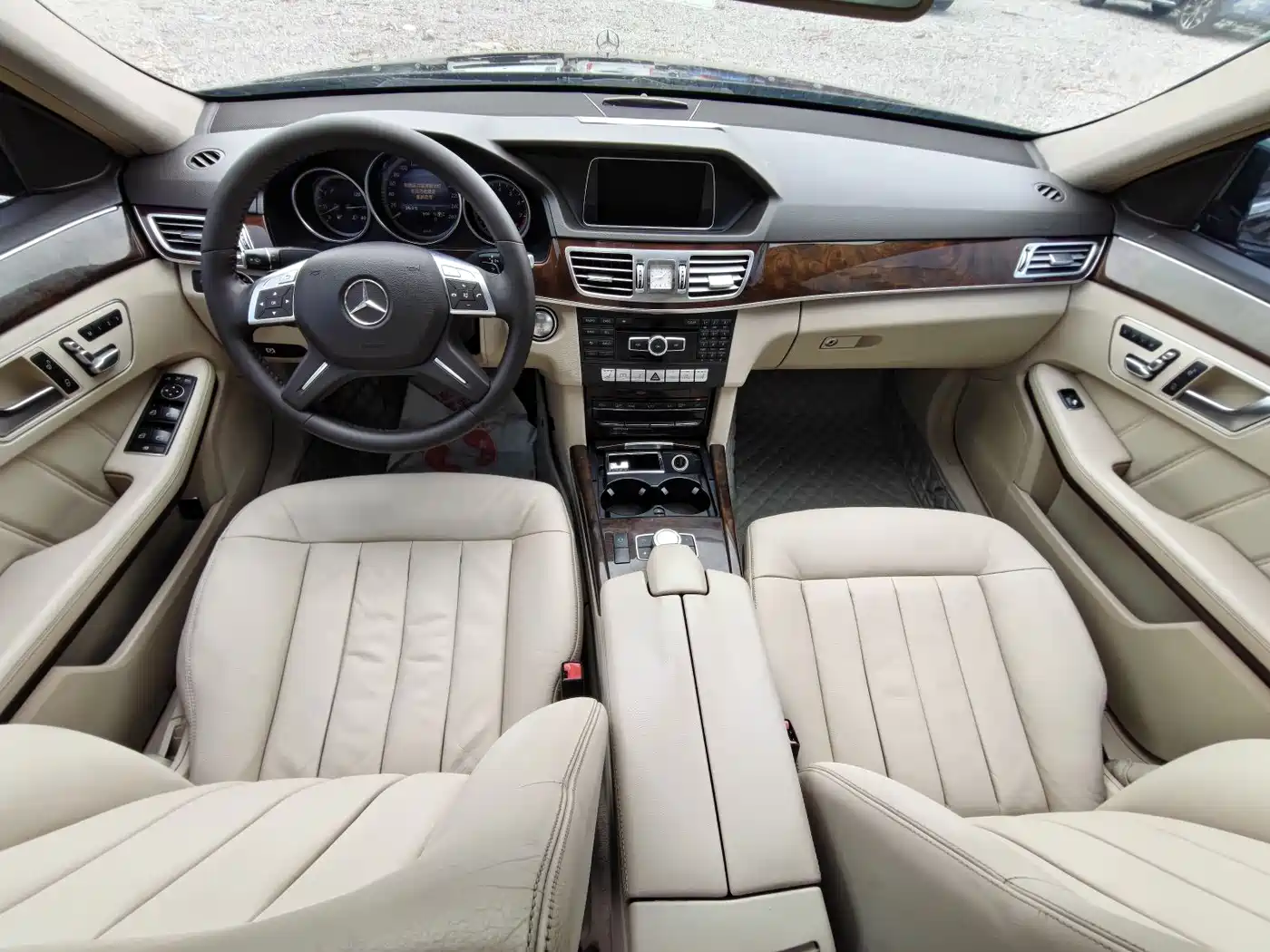 Mercedes-Benz E-Class 2014 E 260 L фото 5
