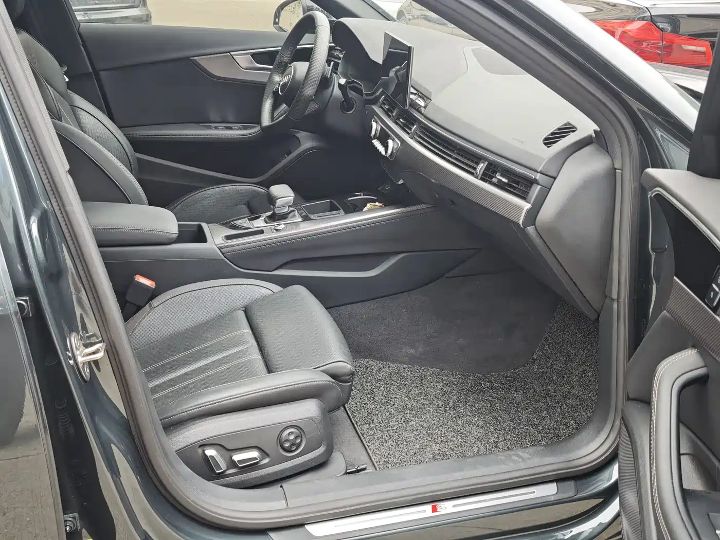 Audi A4L 2025 2024 40 TFSI Fashion Dynamic