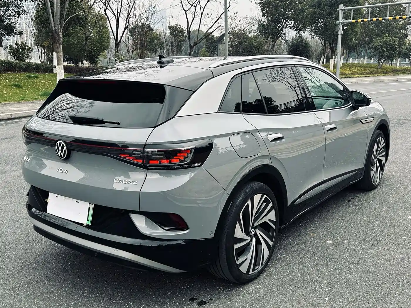 VOLKSWAGEN ID.4 CROZZ