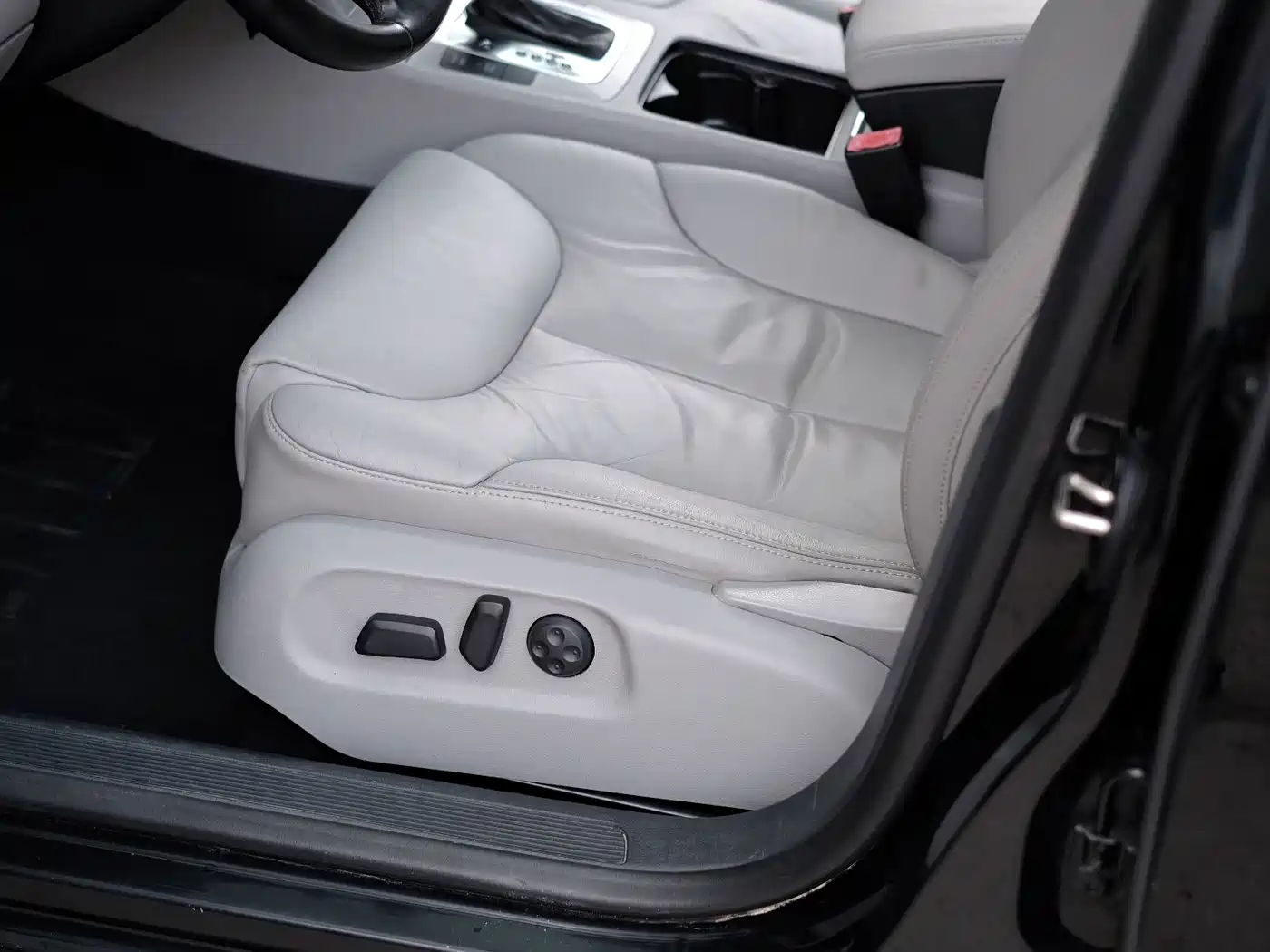 Volkswagen Magotan 2010 2011 1.4TSI Elite