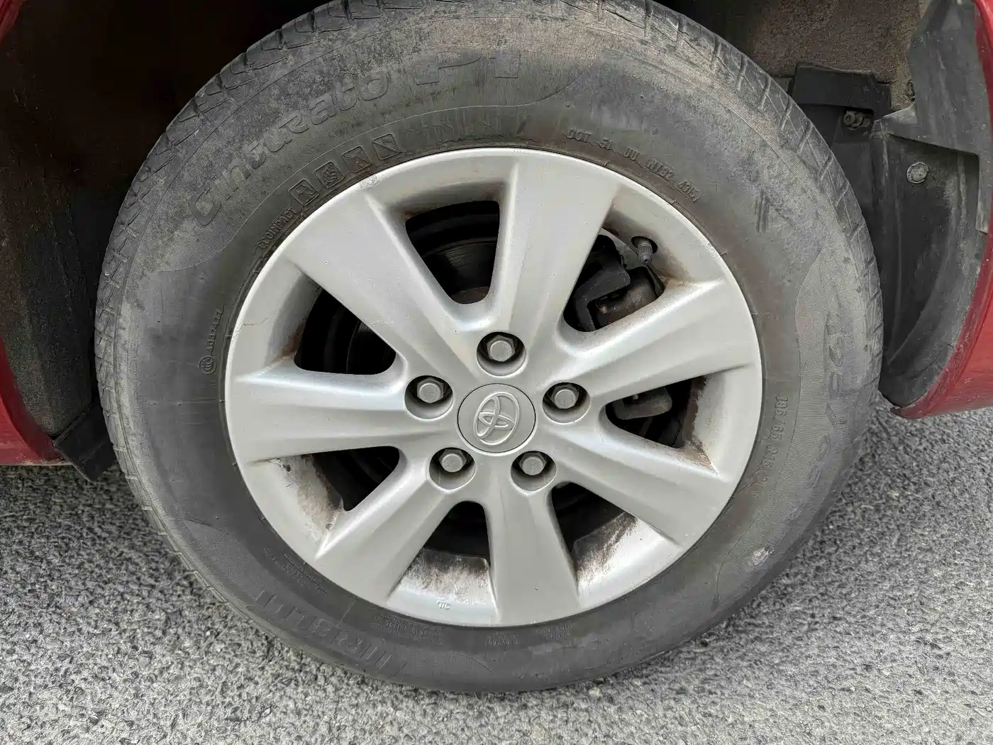Toyota Corolla 2011 Model 1.6L Automatic GL Sunroof фото 11