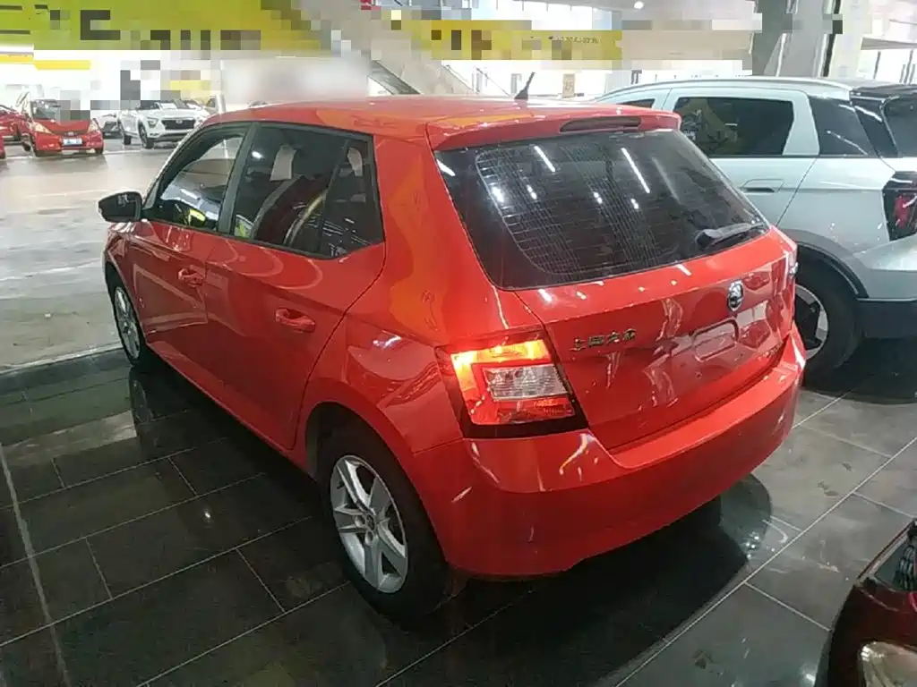Škoda Fabia 2016 2016 1.4L Automatic Car Enjoy Edition