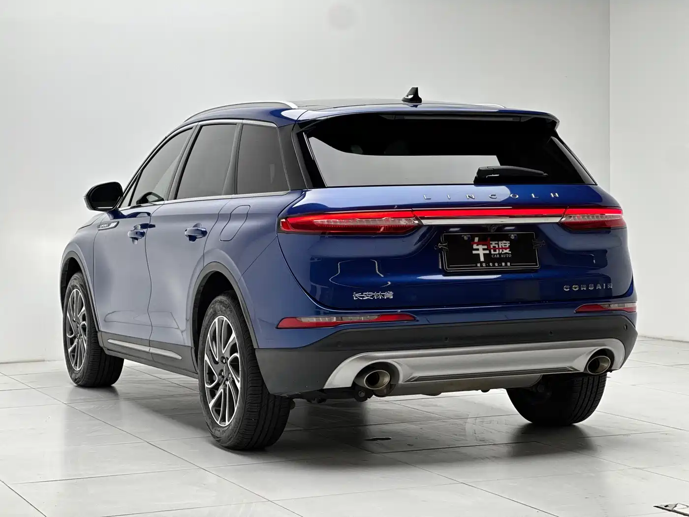 Фото 6 - Lincoln Adventurer