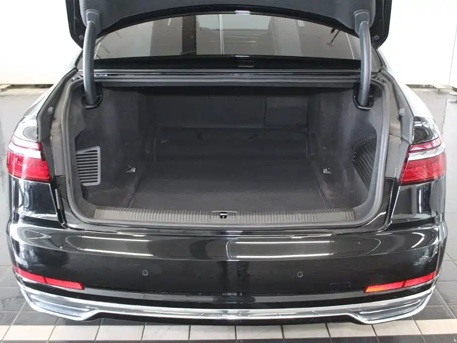 Audi A8 2021 A8L 50 TFSI quattro Comfort фото 7