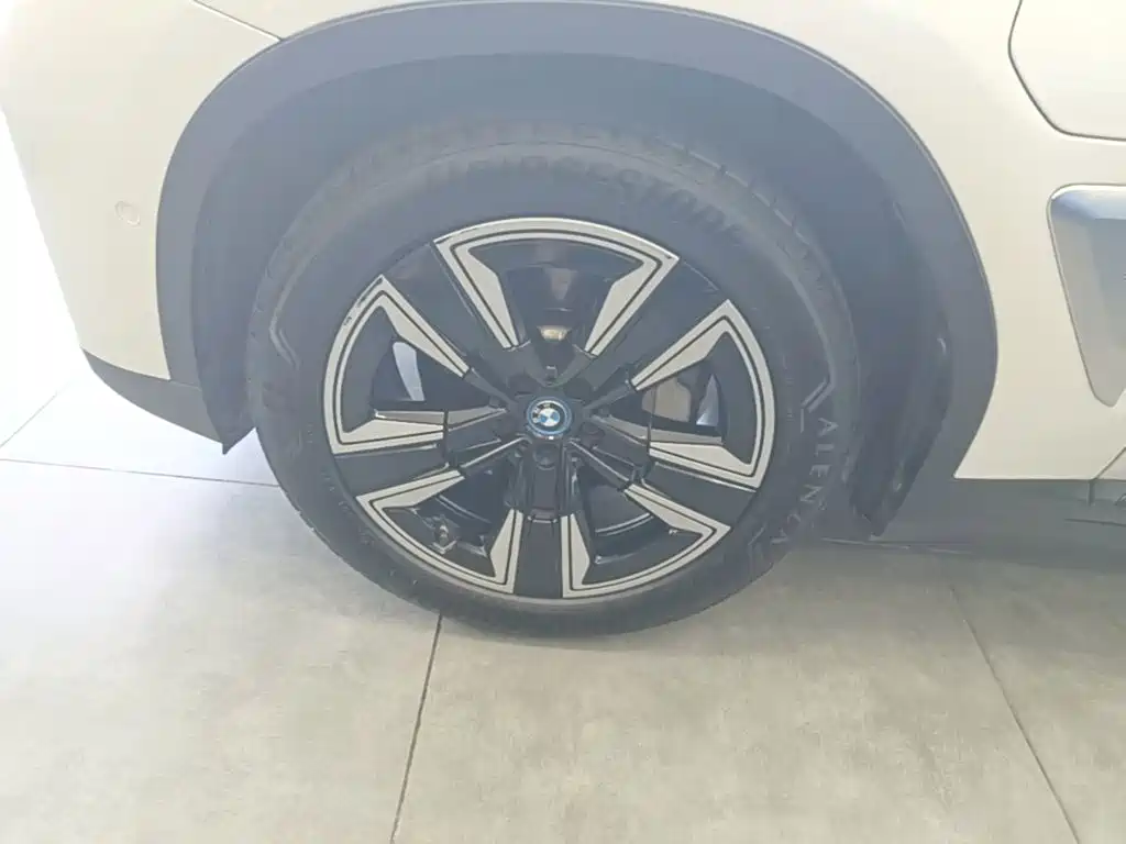 BMW iX3 2021 2021 Facelift Leading