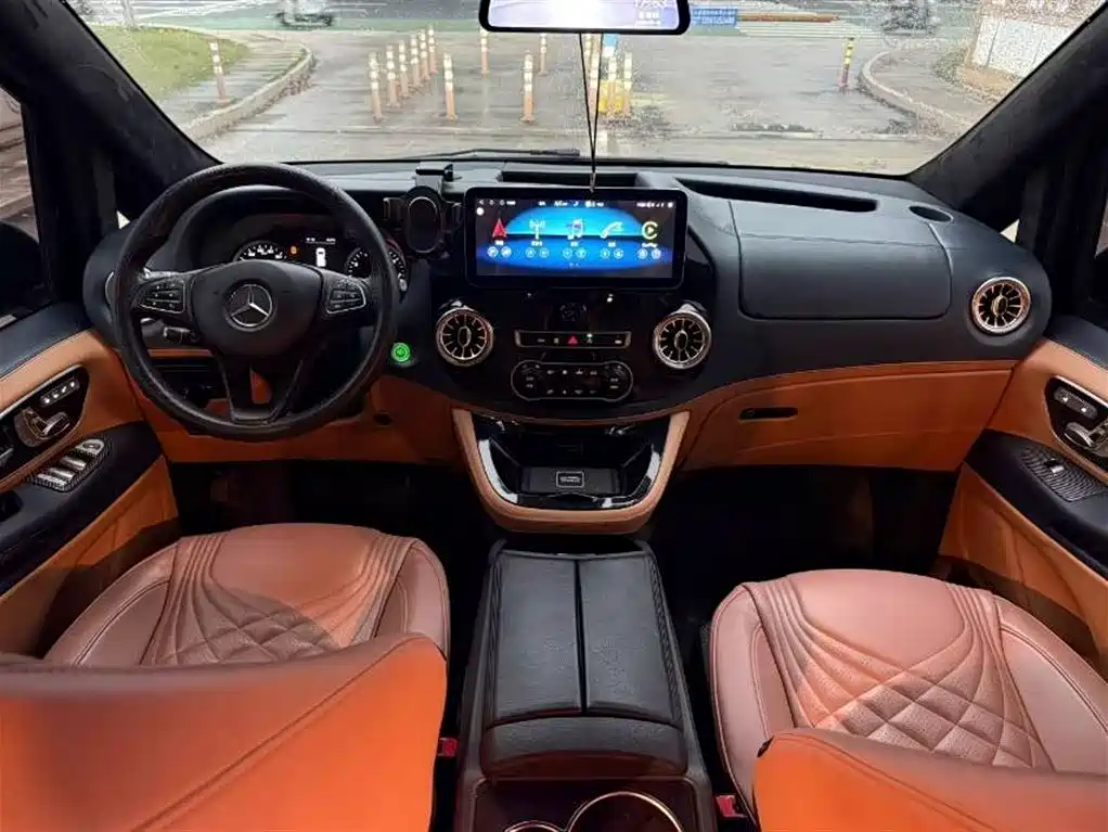 Mercedes-Benz Vito 2021 2.0T Elite 7-Seater фото 5