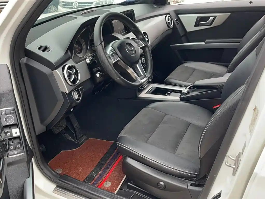Mercedes-Benz GLK-Class 2015 GLK 260 4MATIC Dynamic Ultimate Edition фото 13