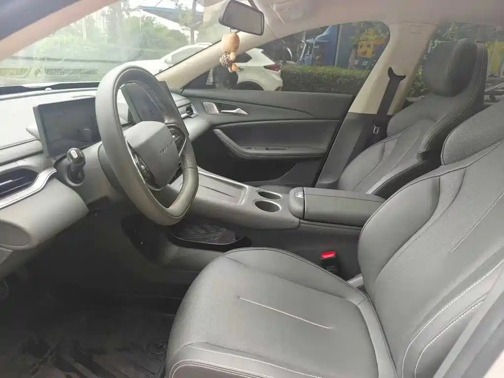 2025 Dongfeng Fengxing Stellar S7