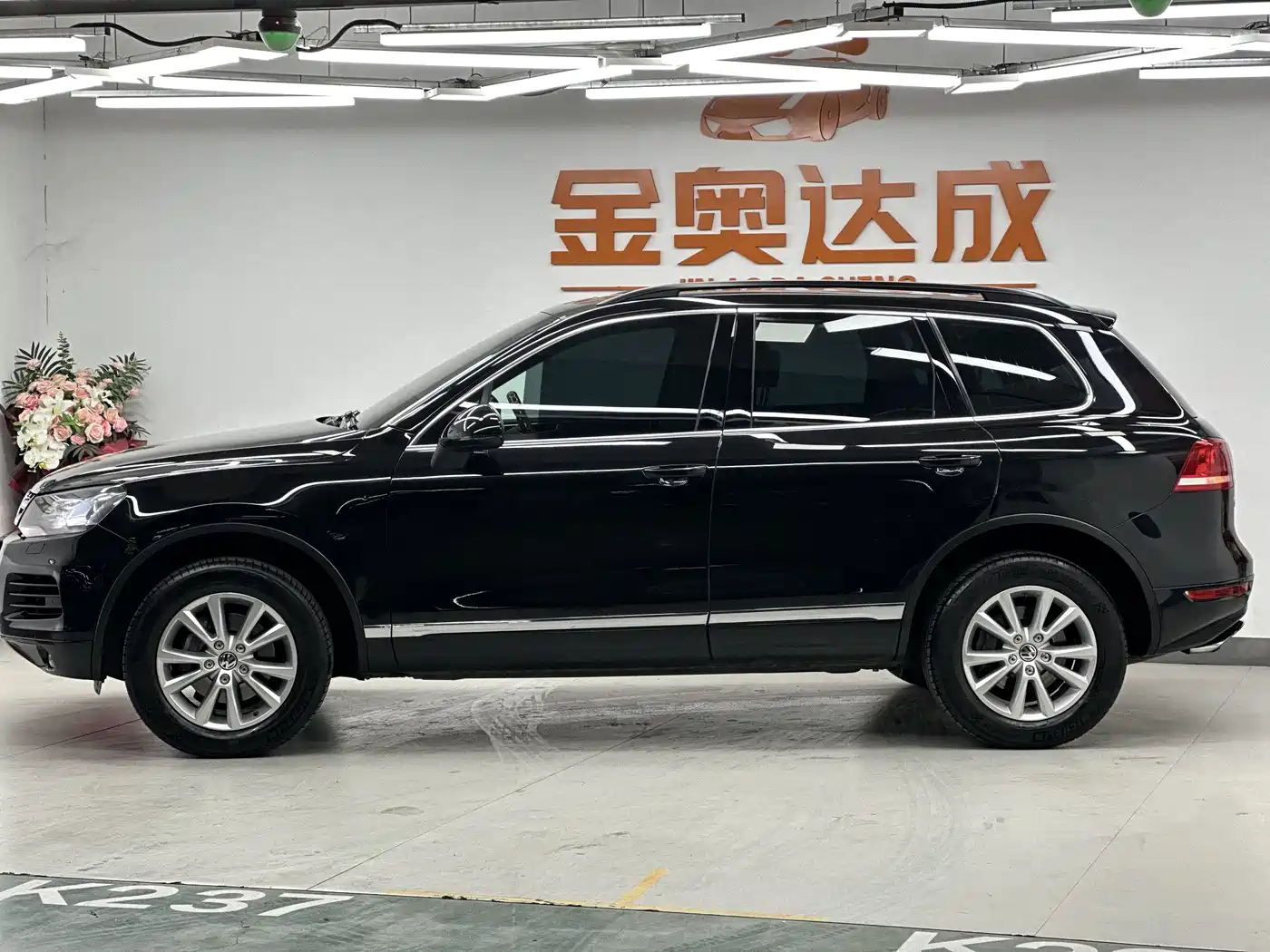 Volkswagen Touareg 2011 3.0TSI Standard фото 8