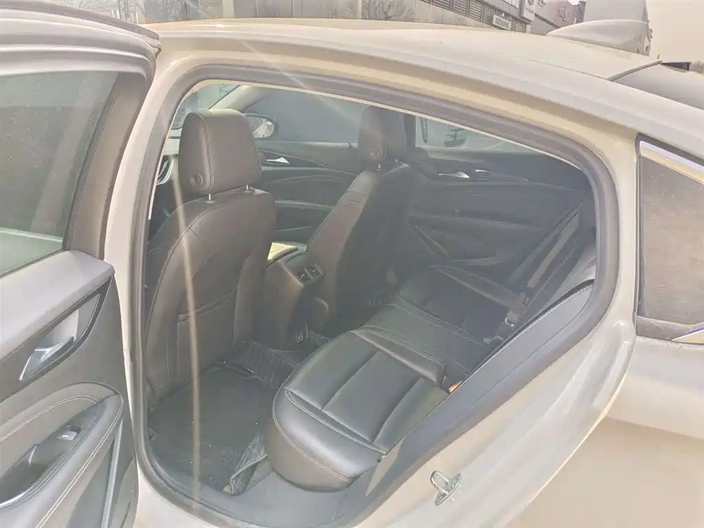 BUICK REGAL