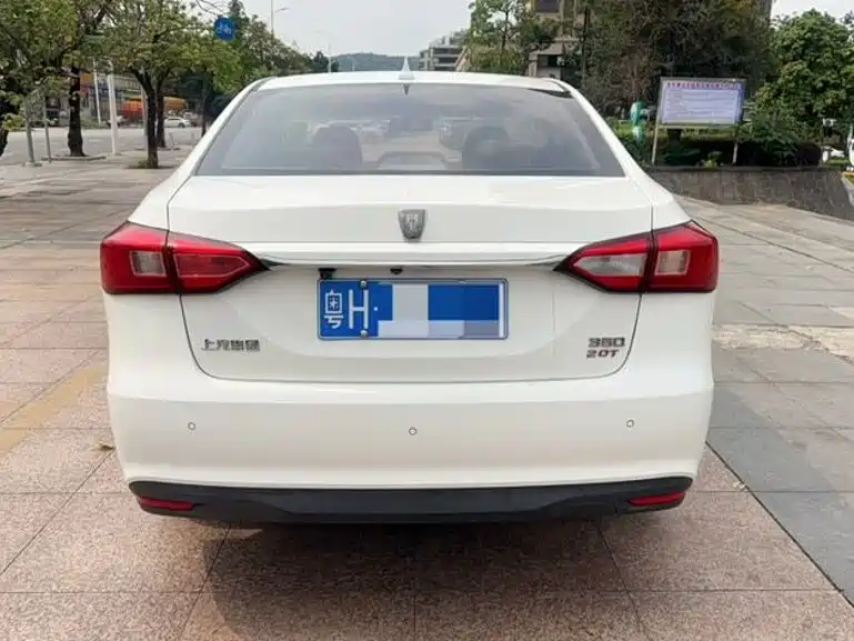 Roewe 360 2017 2017 1.5L Auto Luxury Edition