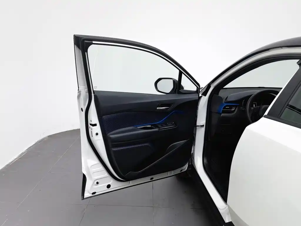 Toyota IZOA 2021 2020 2.0L Yi Chi Edition