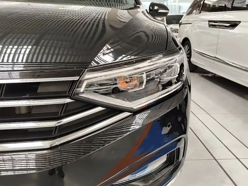 Volkswagen Magotan 2020 330TSI DSG Luxury фото 24