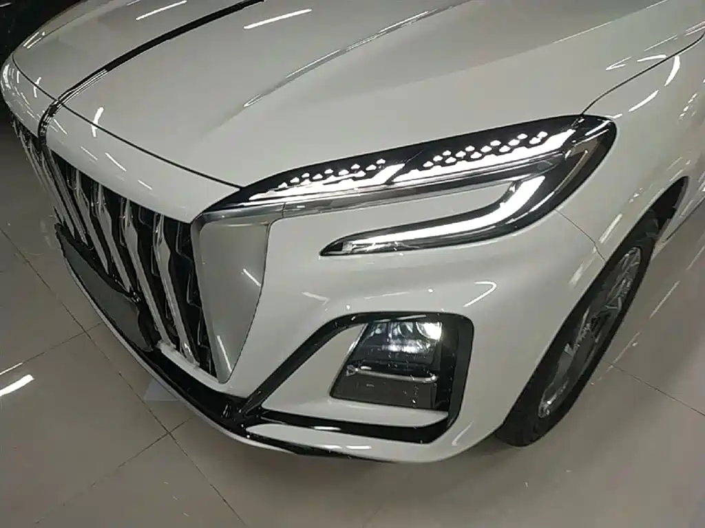 Hongqi HS3 PHEV 2024 PHEV 115km Power Edition фото 24
