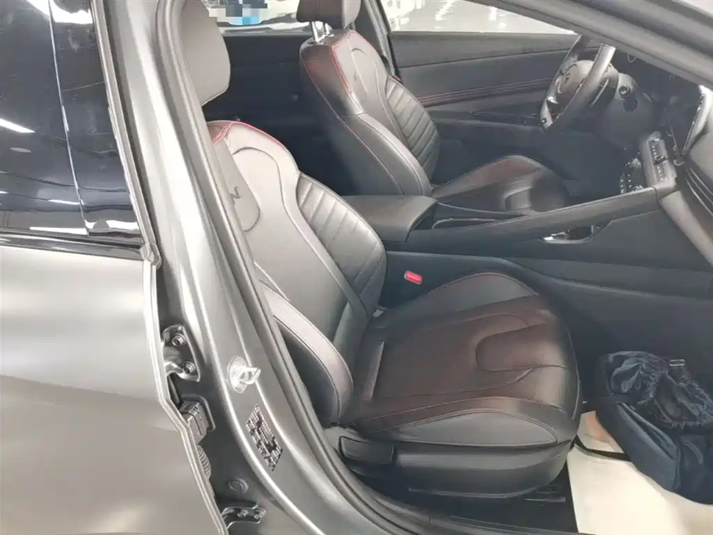 Hyundai Elantra 2023 240TGDi DCT N Line LUX Premium фото 25