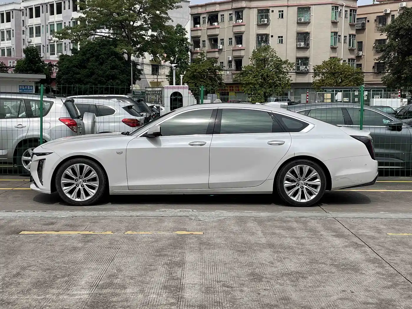 Cadillac CT6 2024 2023 28T Platinum Model