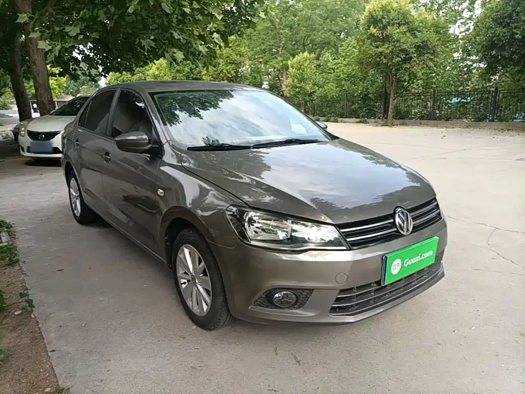 Volkswagen Jetta 2013 1.6L Manual Comfort фото 4